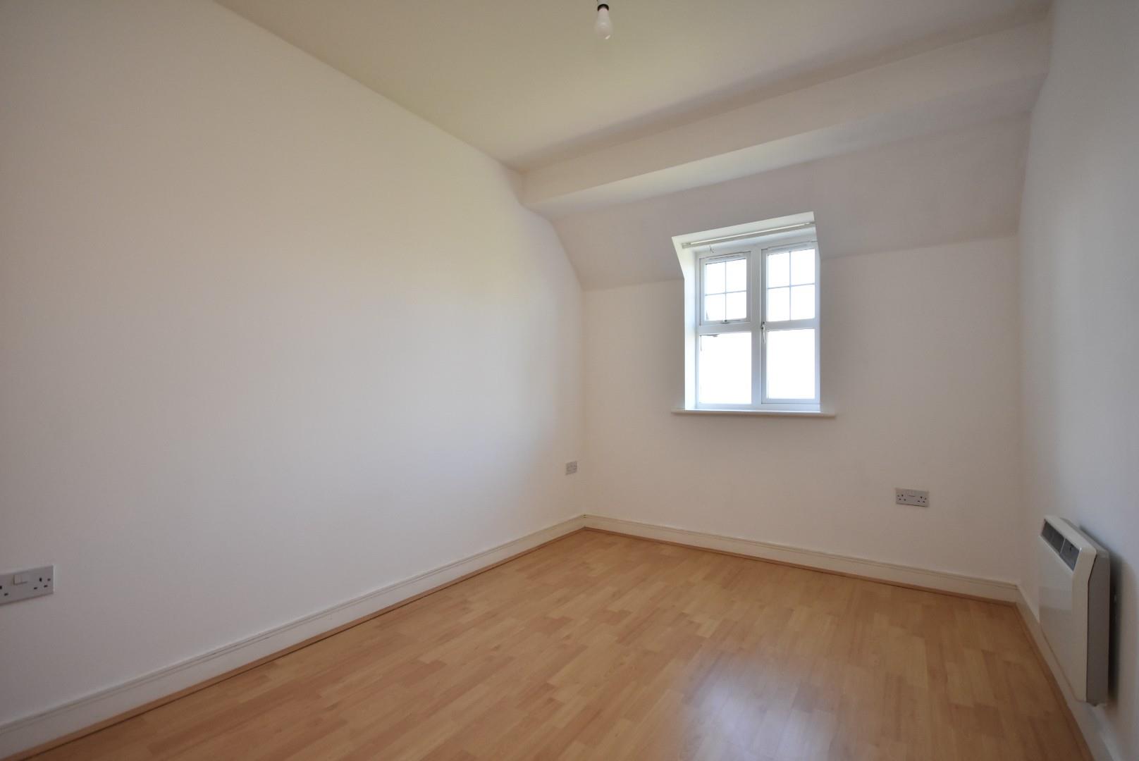 32 Heol Tre Forys, Penarth, CF64 3RE